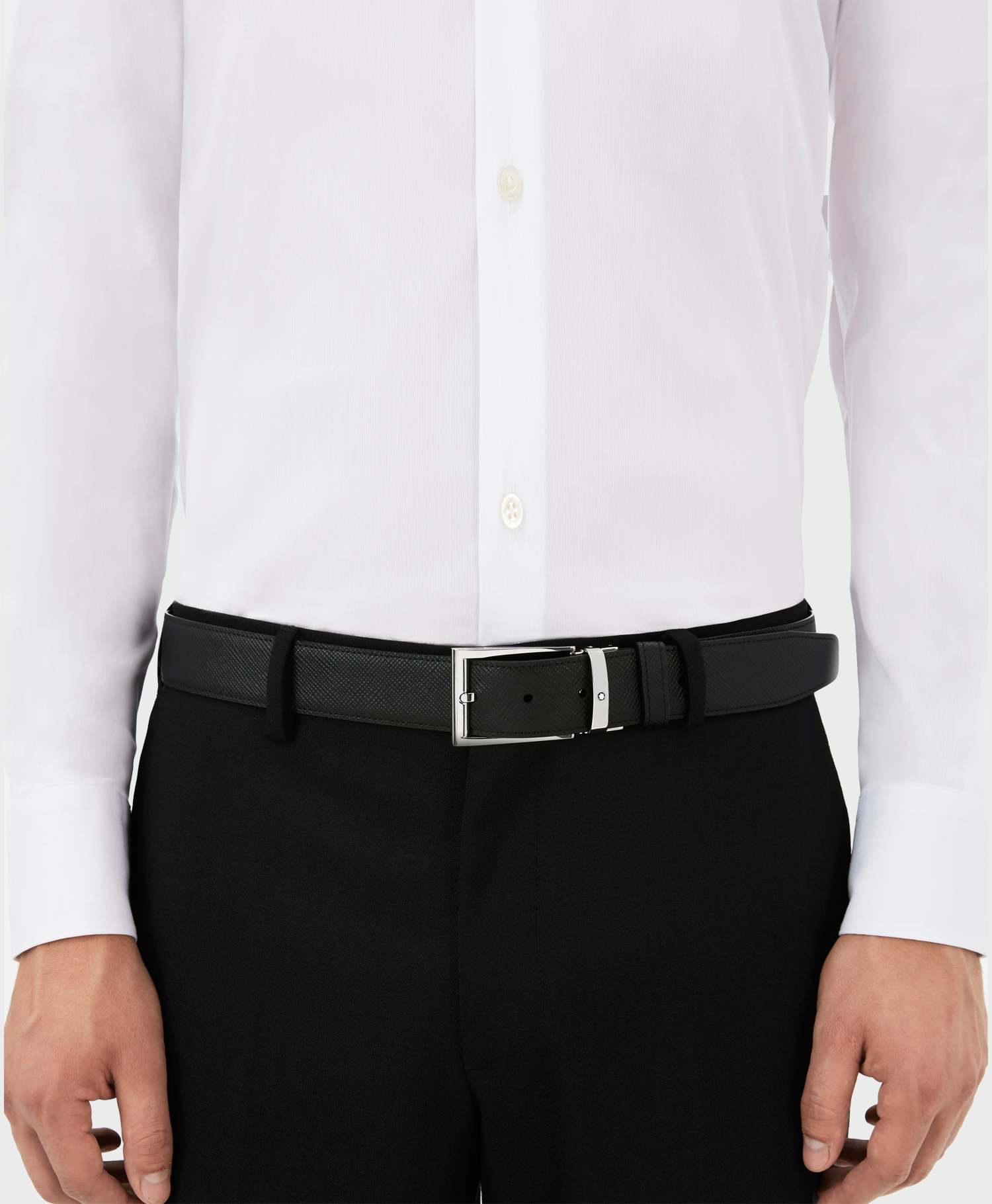 Cửa hàng bán thắt lưng Montblanc màu xanh MB118438 giá tốt