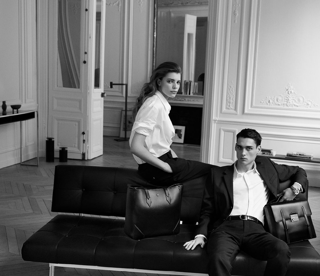 Mẫu mã đa dạng với nhiều kiểu dáng, họa tiết cho bạn nhiều lựa chọn.